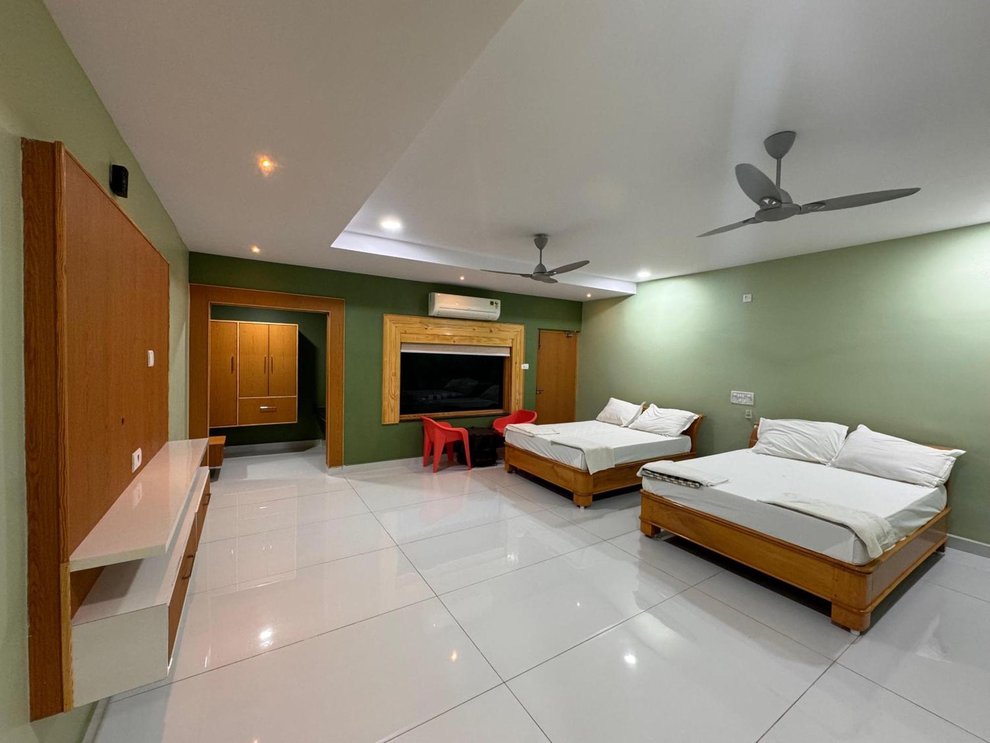 Yanam Resorts Εξωτερικό φωτογραφία
