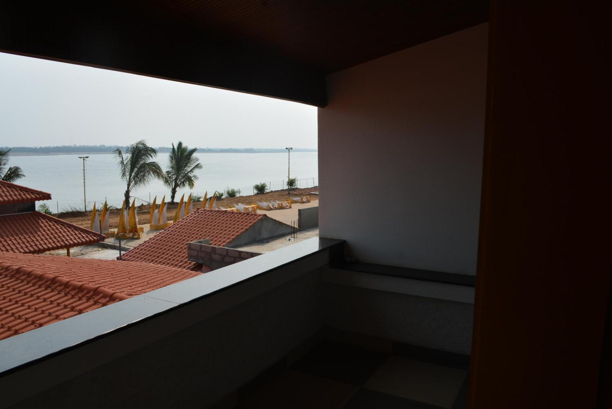Yanam Resorts Εξωτερικό φωτογραφία